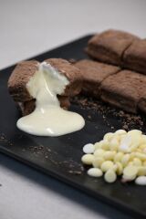 Kakao Kaplı Beyaz Çikolatalı Lokum