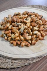 Kaju Çörek Otlu Susamlı