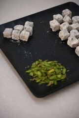 Çifte Kavrulmuş Antep Fıstıklı Kuş Lokumu