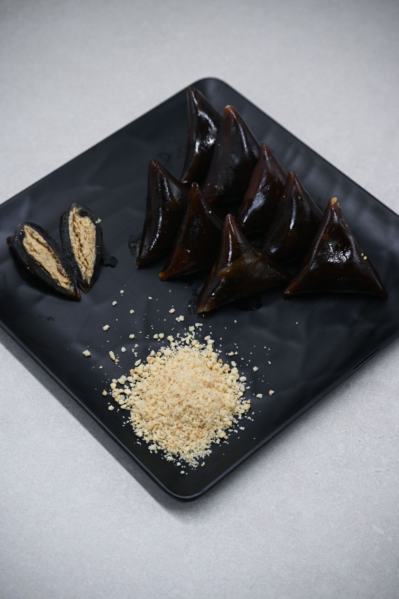 Fındık Ezmeli Muska Pestil Tatlısı