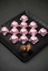 Melodi Fındık Krema Dolgulu Çikolata Pembe