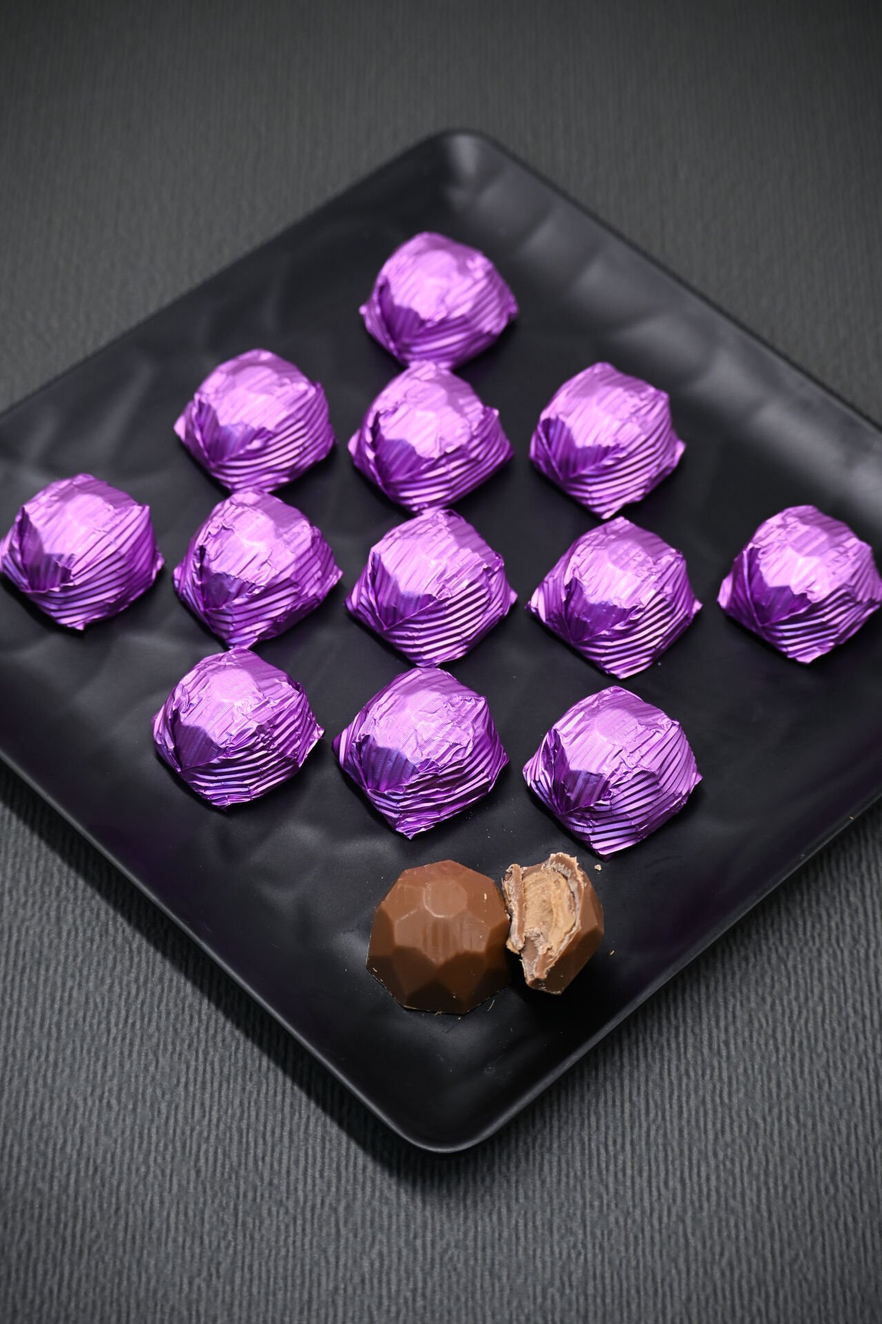 Melodi Fındık Krema Dolgulu Sütlü Çikolata Mor