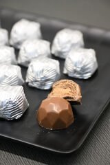 Melodi Fındık Krema Dolgulu Sütlü Çikolata Gümüş