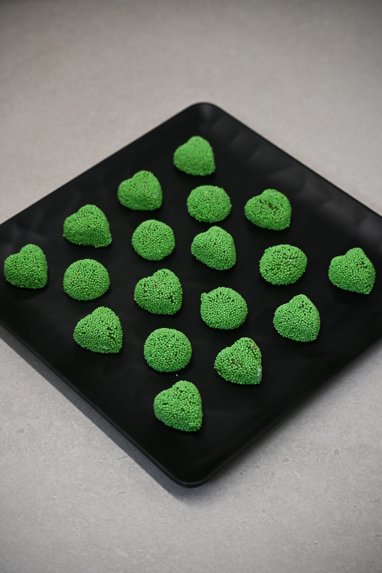 Boncuk Şeker Kaplamalı Meyve Aromalı Jöle Yeşil