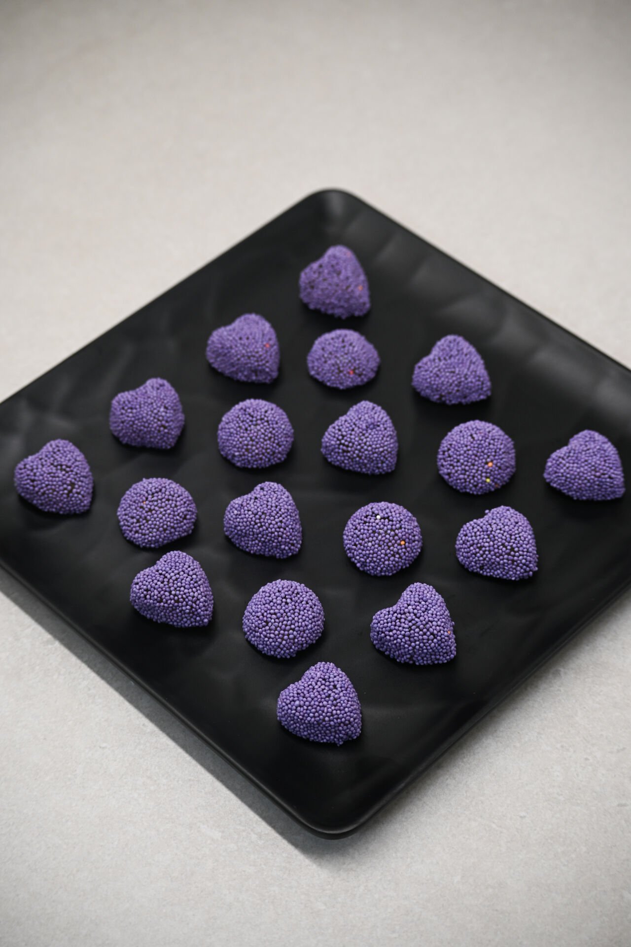 Boncuk Şeker Kaplamalı Meyve Aromalı Jöle Mor