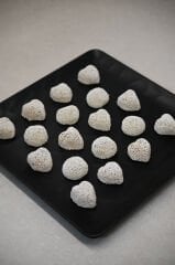 Boncuk Şeker Kaplamalı Meyve Aromalı Jöle Beyaz